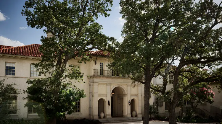 Commodore Perry Estate